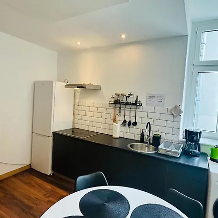 Hostel Stacja Jezyce #1